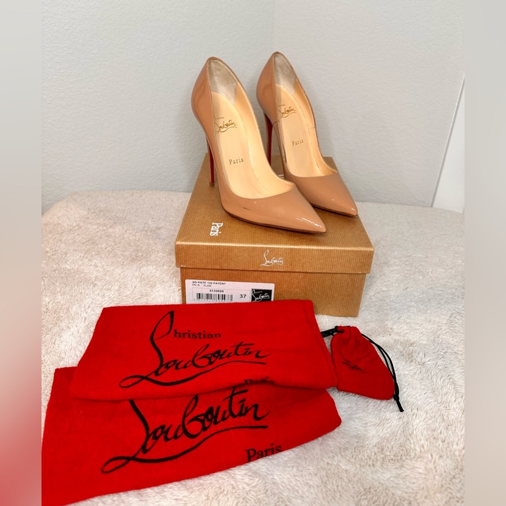 Christian Louboutin So Kate